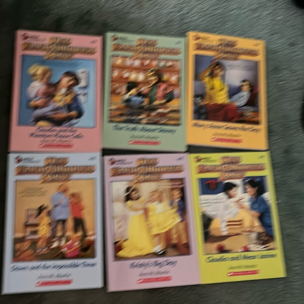Baby Sitters Club and Little Sister set of 11